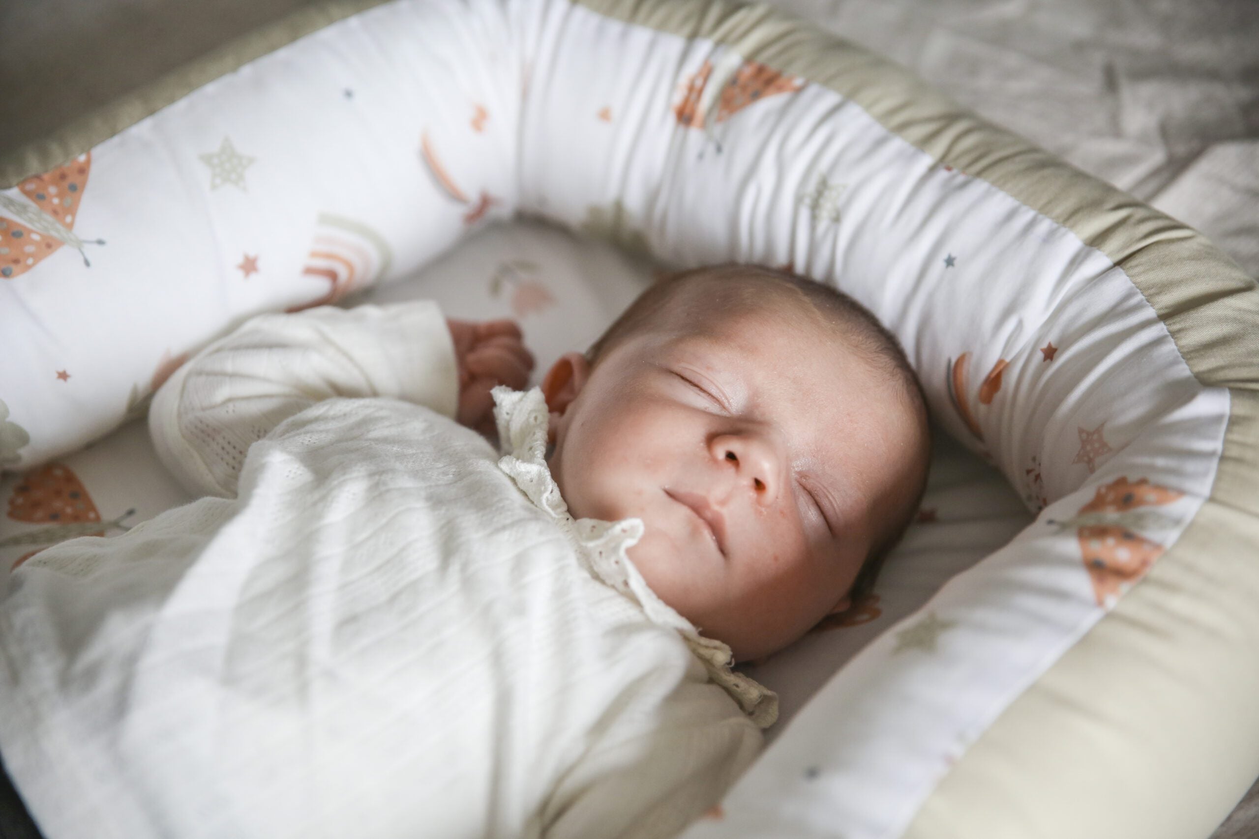 Babynestje | Een geborgen slaapplek voor je kleintje!