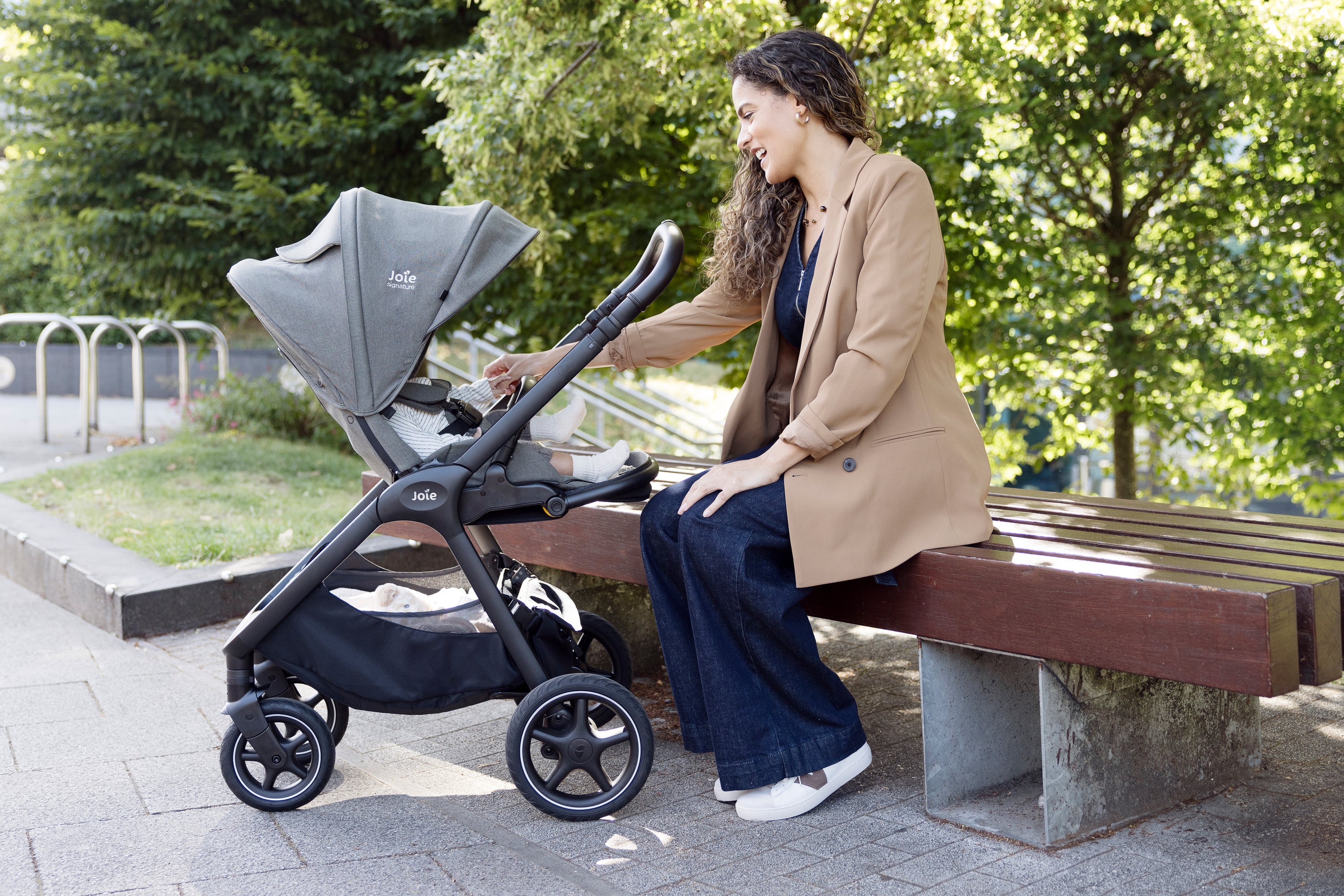0171100188_16_Kinderwagen_Joie_Signature_Finiti_Ebony 0171100188_16_Kinderwagen_Joie_Signature_Finiti_Ebony_17
