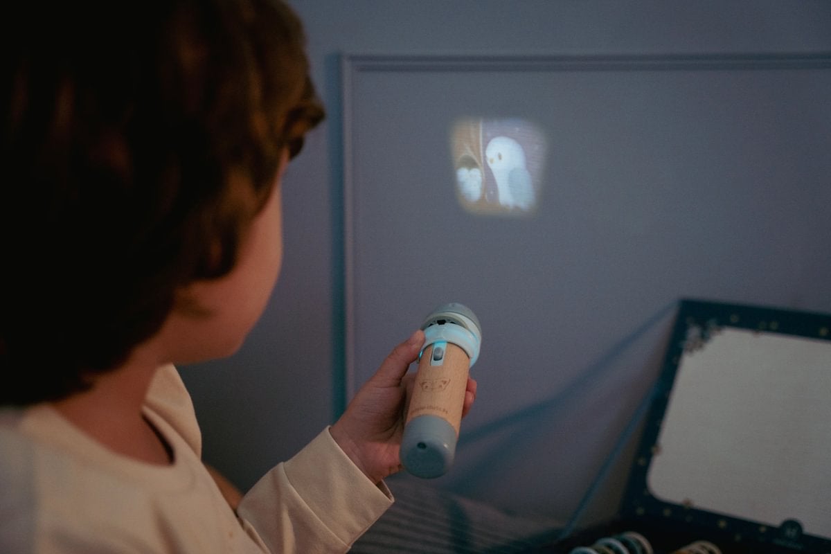 0592404114_07_Verhalenprojector_LittleDutch_Blauw 0592404114_07_Verhalenprojector_LittleDutch_Blauw_7