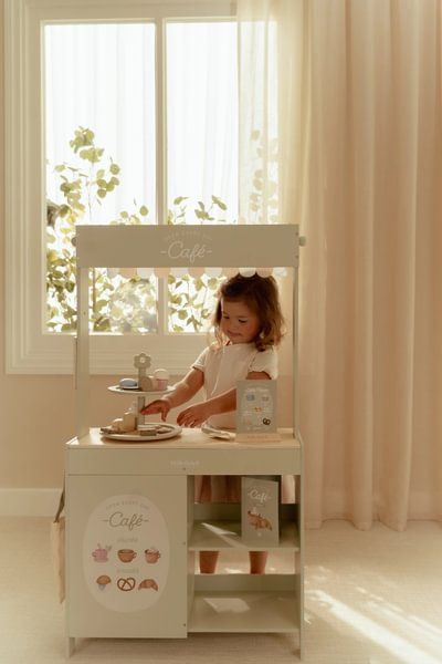 0592430005_8_etagere_met_gebak_little_dutch.jpg 0592430005_8_etagere_met_gebak_little_dutch.jpg_8