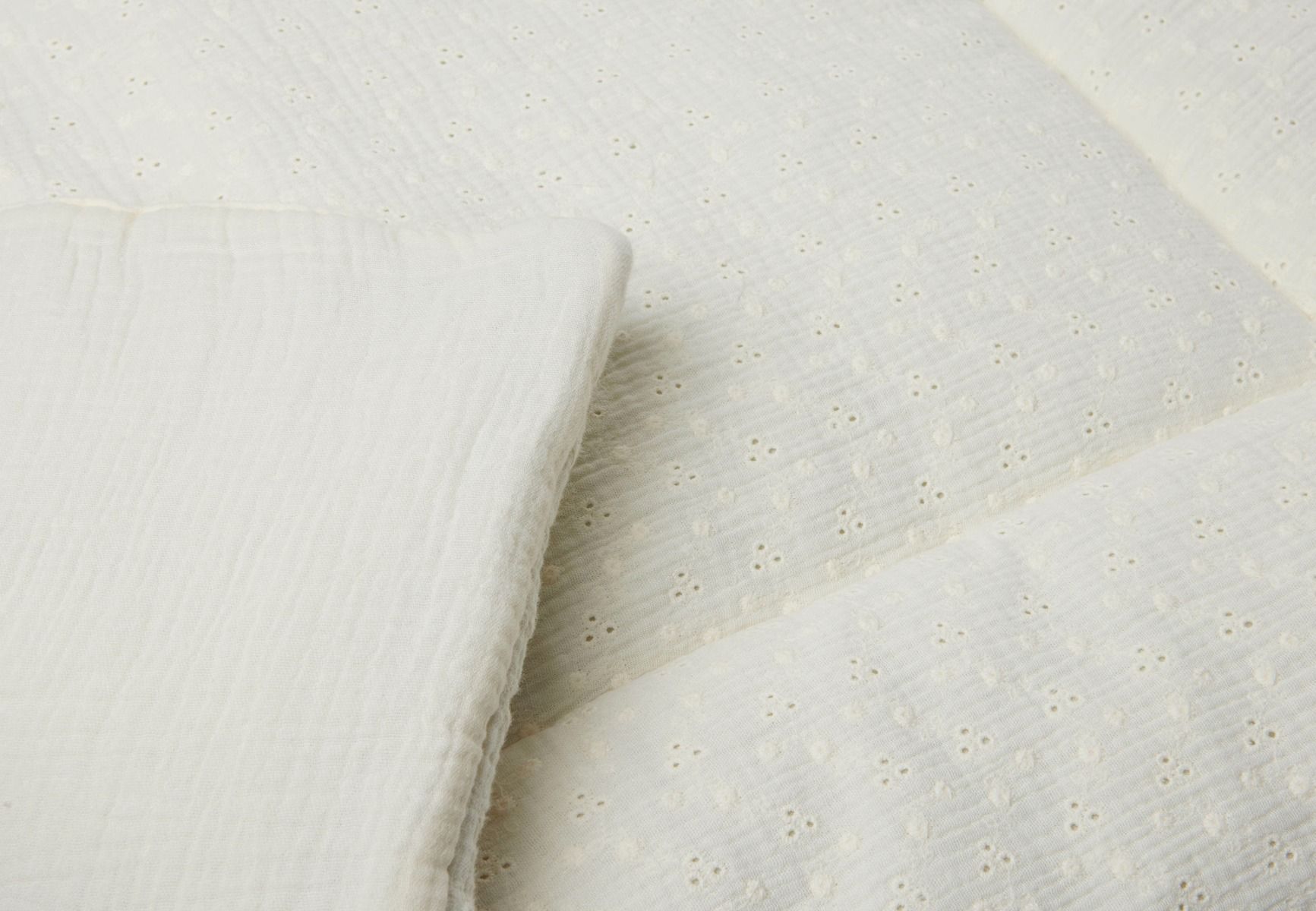 0611510430_3_boxkleed_jollein_embroidery_75x95_ivory 0611510430_3_boxkleed_jollein_embroidery_75x95_ivory_3