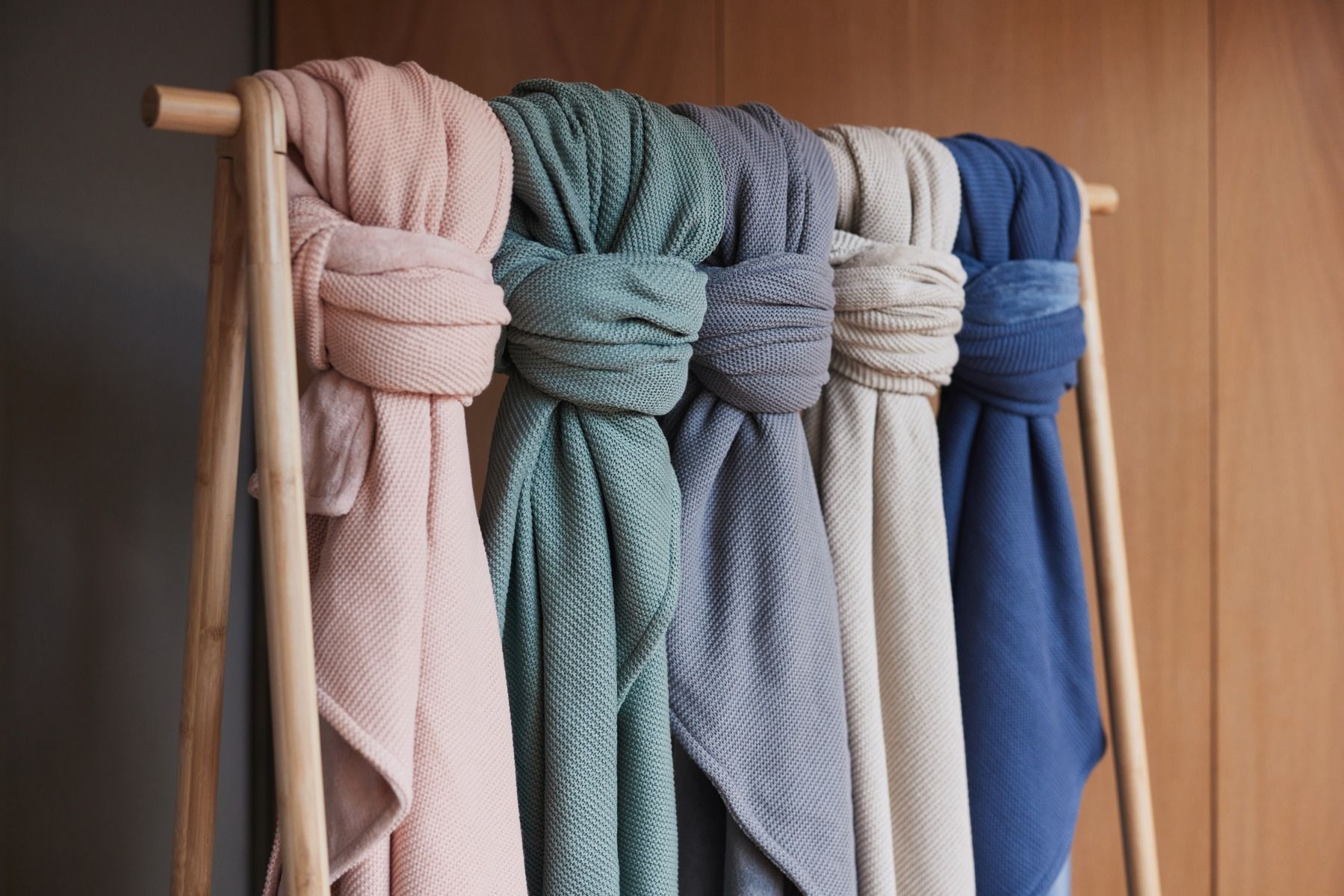 0611901281_7_deken_wieg_jollein_75x100_basic_knit_forest_greenfleece 0611901281_7_deken_wieg_jollein_75x100_basic_knit_forest_greenfleece_7
