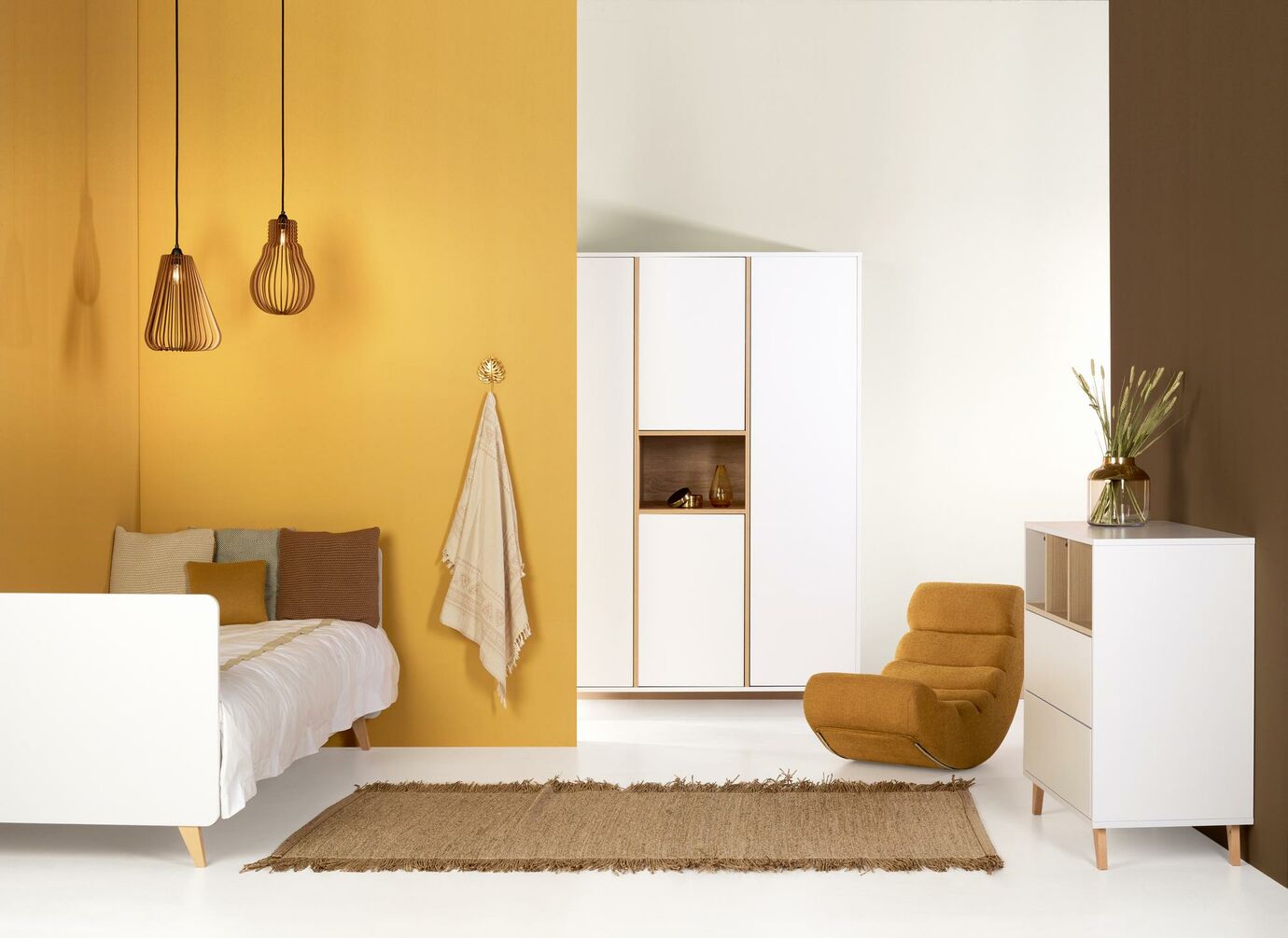 1000040030_4_kast_quax_loft_xl_white_3deurs 1000040030_4_kast_quax_loft_xl_white_3deurs_4