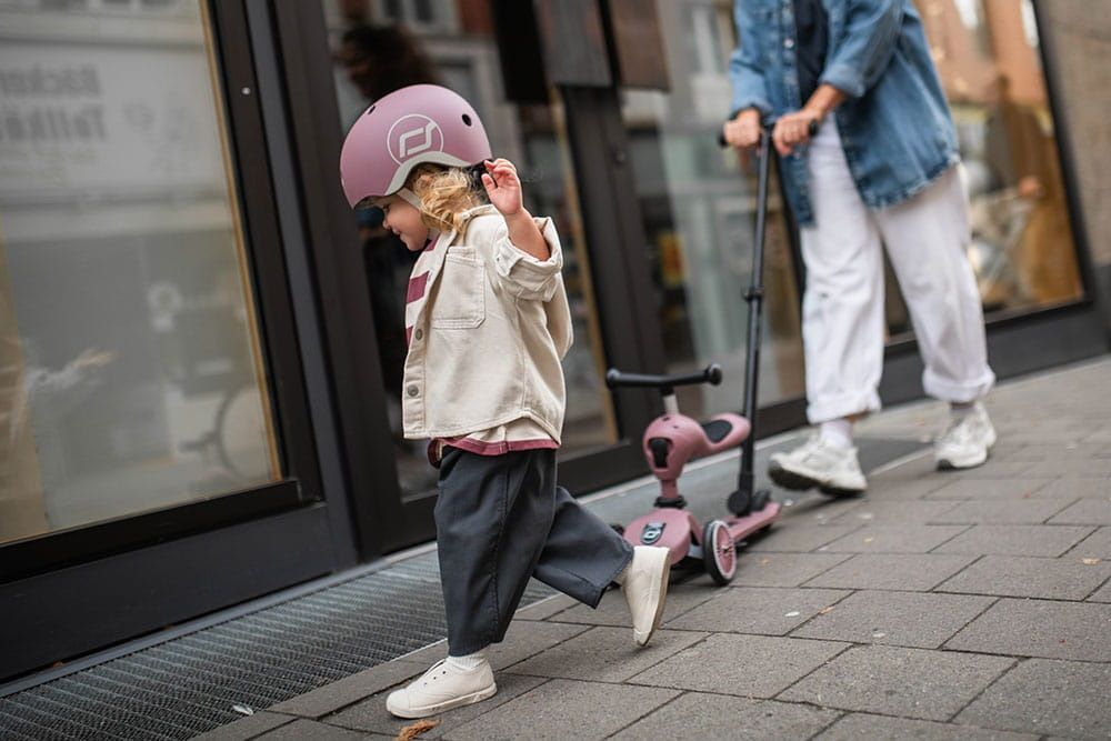 1302120010_11_kinderhelm_scoot_and_ride_helmet_wildberry_xs.jpg 1302120010_11_kinderhelm_scoot_and_ride_helmet_wildberry_xs.jpg_11
