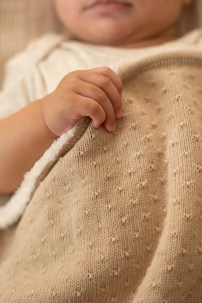 3891900805_6_little_dutch_deken_wieg_pure_soft_beige_gebreid_fleece.jpg 3891900805_6_little_dutch_deken_wieg_pure_soft_beige_gebreid_fleece.jpg_6
