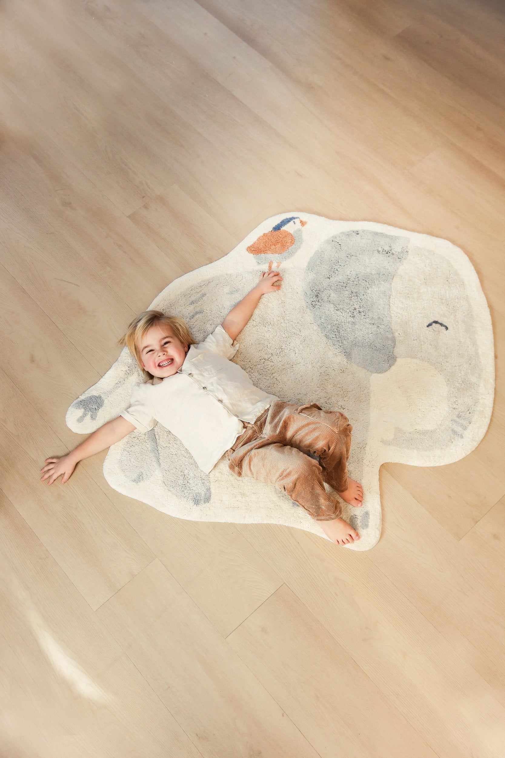 3892300421_4_Vloerkleed_Little_Dutch_Olifant_Grijs 3892300421_4_Vloerkleed_Little_Dutch_Olifant_Grijs_4