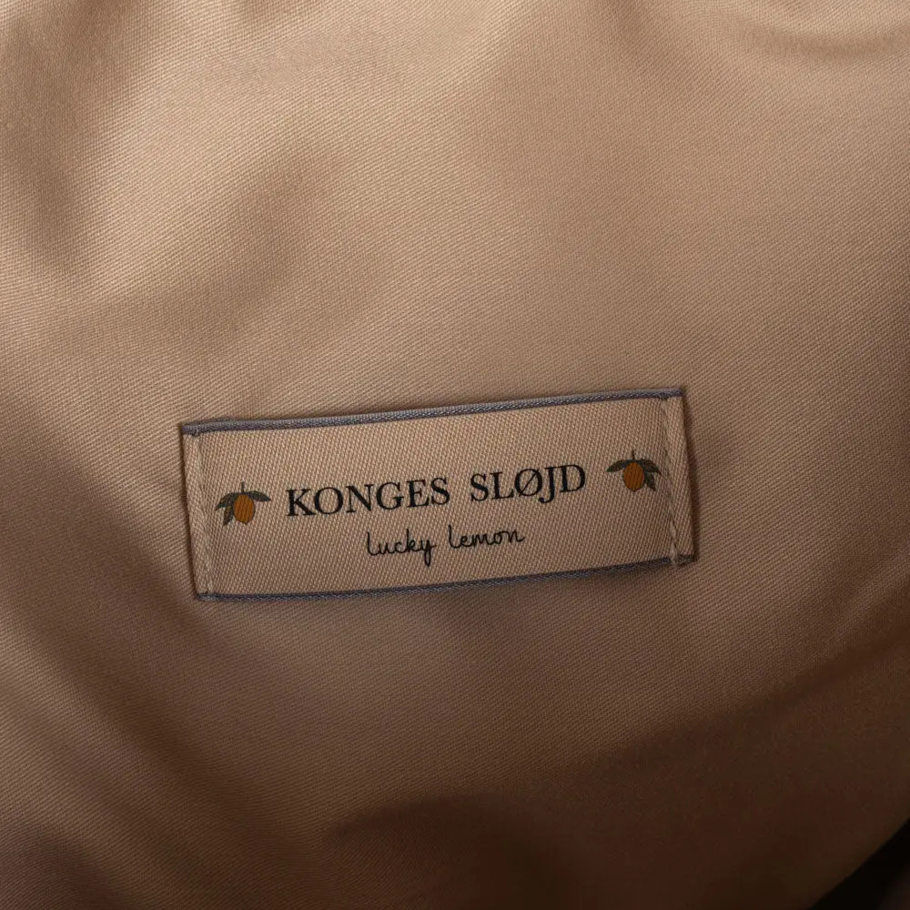 4292850003_8_Verzorgingtas_Konges_Lojd_All_You_Need_Lemon 4292850003_8_Verzorgingtas_Konges_Lojd_All_You_Need_Lemon_8
