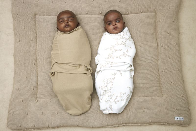 4592150313_4_inbakerdoek_swaddle_meyco_unibranches_sand_03mnd_2pack 4592150313_4_inbakerdoek_swaddle_meyco_unibranches_sand_03mnd_2pack_5