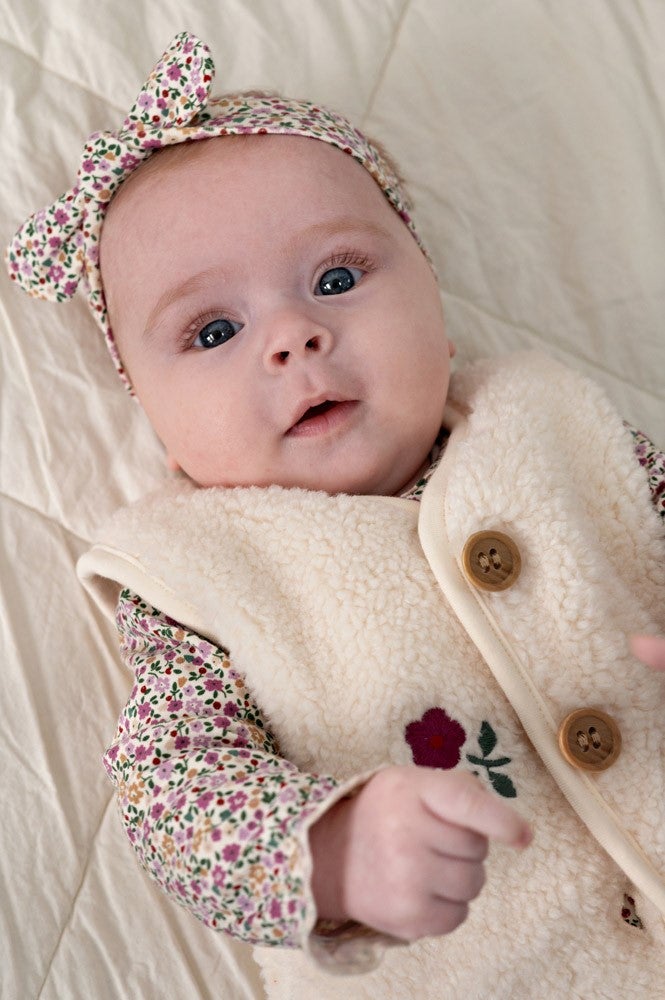 51200049_3_Teddy_Gilet_Feetje_Met_Borduursel_Afternoon_Tea 51200049_3_Teddy_Gilet_Feetje_Met_Borduursel_Afternoon_Tea_3