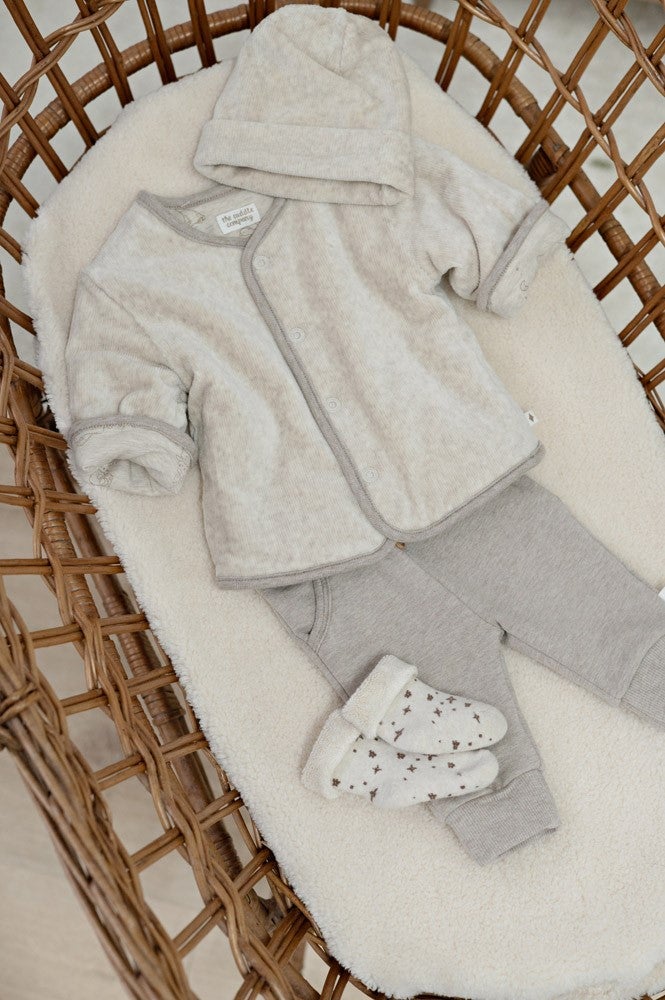 51300561_7_Omkeerbaar_Jasje_Velours_The_Cuddle_Company_Taupe_Melange 51300561_7_Omkeerbaar_Jasje_Velours_The_Cuddle_Company_Taupe_Melange_7