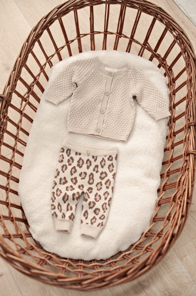 51300577_3_Vestje_Feetje_Gebreid_The_Knits_Zand 51300577_3_Vestje_Feetje_Gebreid_The_Knits_Zand_3