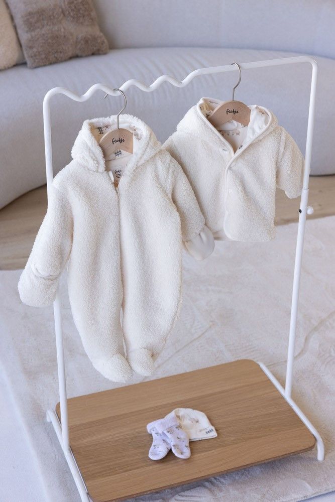 51900043_3_boxpak_feetje_sleepy_sheepy_teddy_met_capuchon_creme.jpg 51900043_3_boxpak_feetje_sleepy_sheepy_teddy_met_capuchon_creme.jpg_3