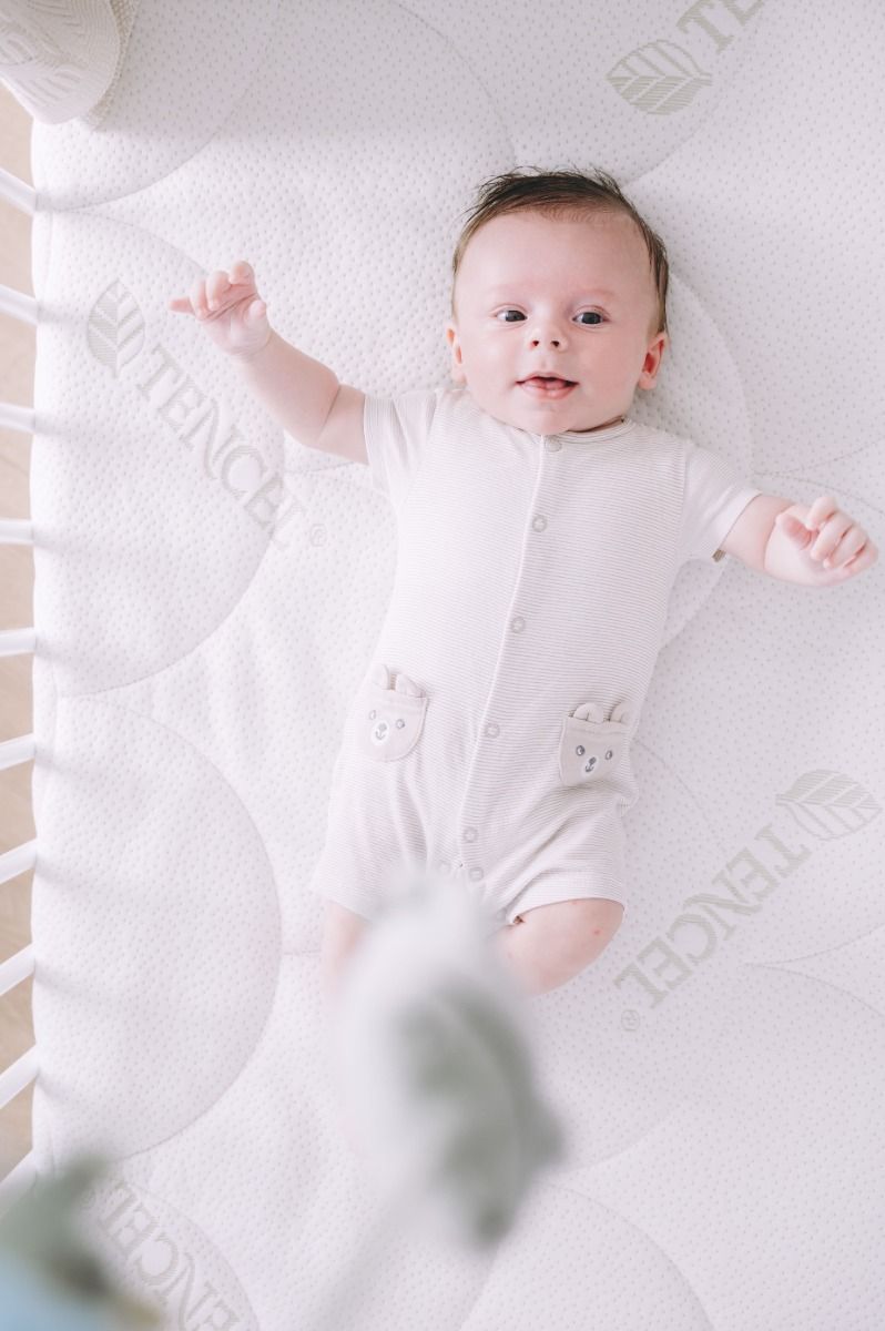 5581810016_4_matras_ledikant_zzzoo_60x120_witte_panter_1.jpg 5581810016_4_matras_ledikant_zzzoo_60x120_witte_panter_1.jpg_4