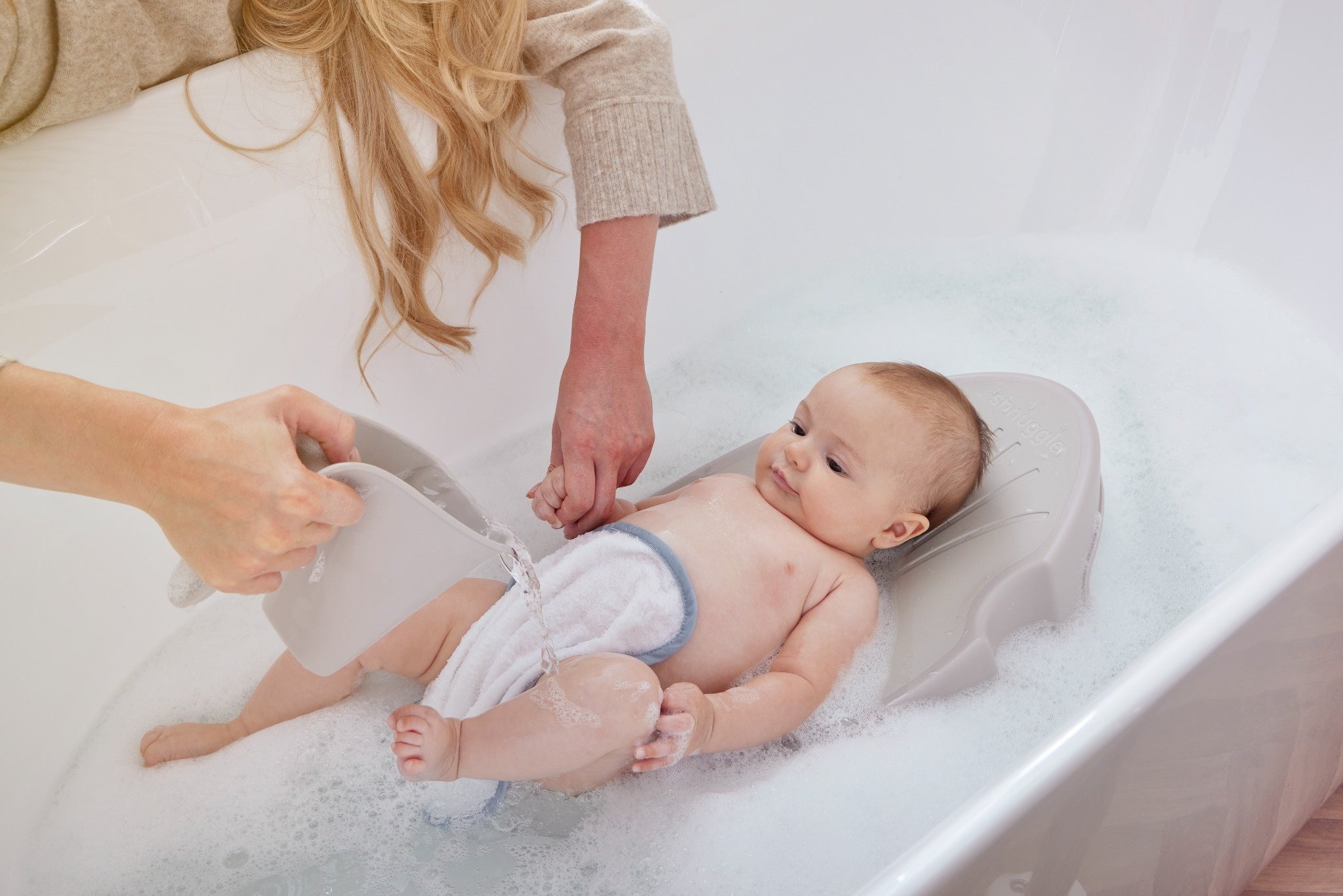 6532000011_10_Newborn_Support_Shnuggle_Taupe_v1 6532000011_10_Newborn_Support_Shnuggle_Taupe_v1_9
