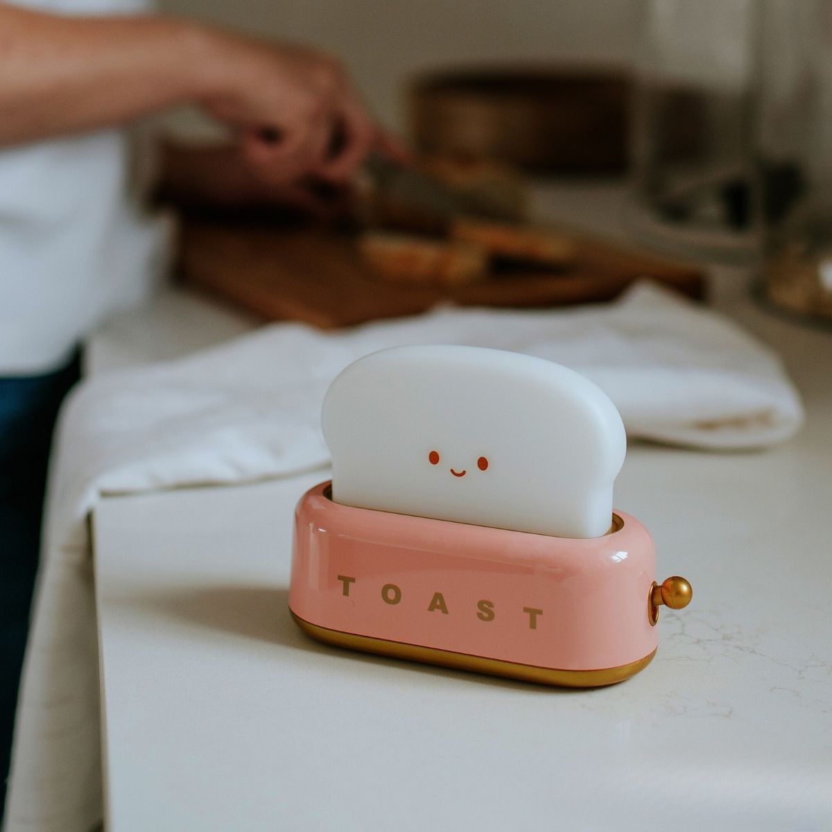8292300008_4_nachtlamp_marys_led_toaster_pink 8292300008_4_nachtlamp_marys_led_toaster_pink_4