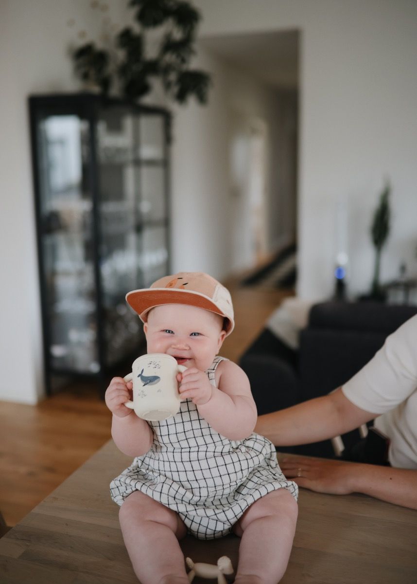 8292830004_4_training_cup_met_rietje_mushie_whales 8292830004_4_training_cup_met_rietje_mushie_whales_4