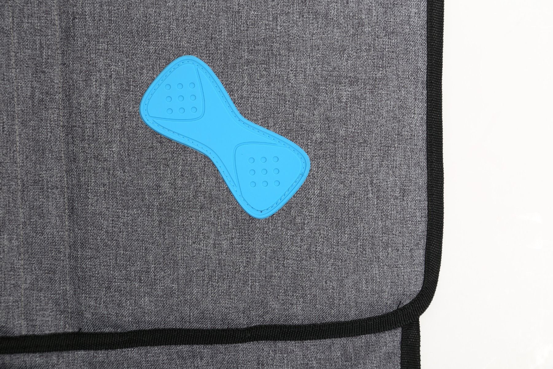 9961210014_4_stoelbeschermer_titanium_baby_antislip_incl_organizer 9961210014_4_stoelbeschermer_titanium_baby_antislip_incl_organizer_4