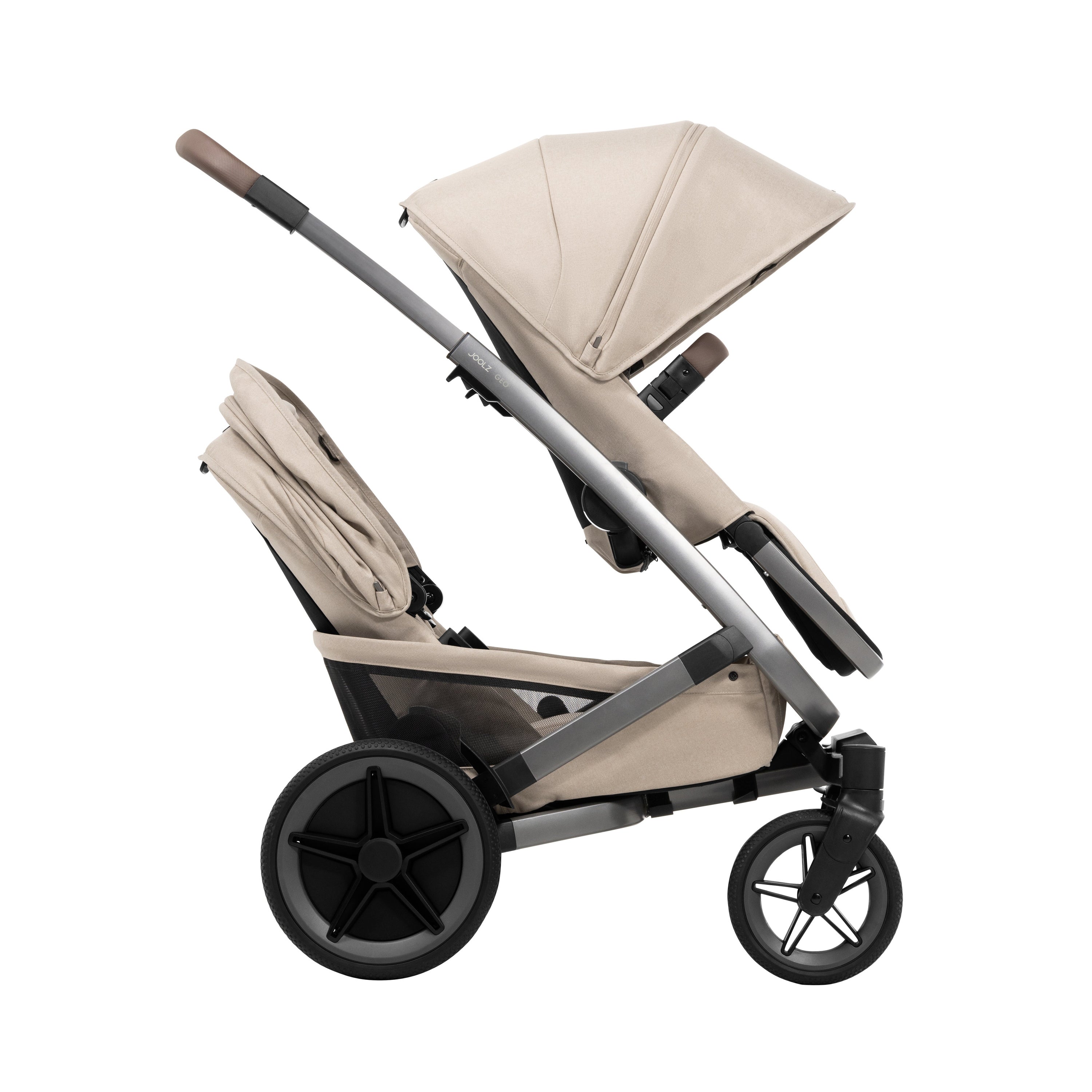 JoolzGeo5Twin_Seat_Seat_Side_LockedWheels_Sandytaupe JoolzGeo5Twin_Seat_Seat_Side_LockedWheels_Sandytaupe_4