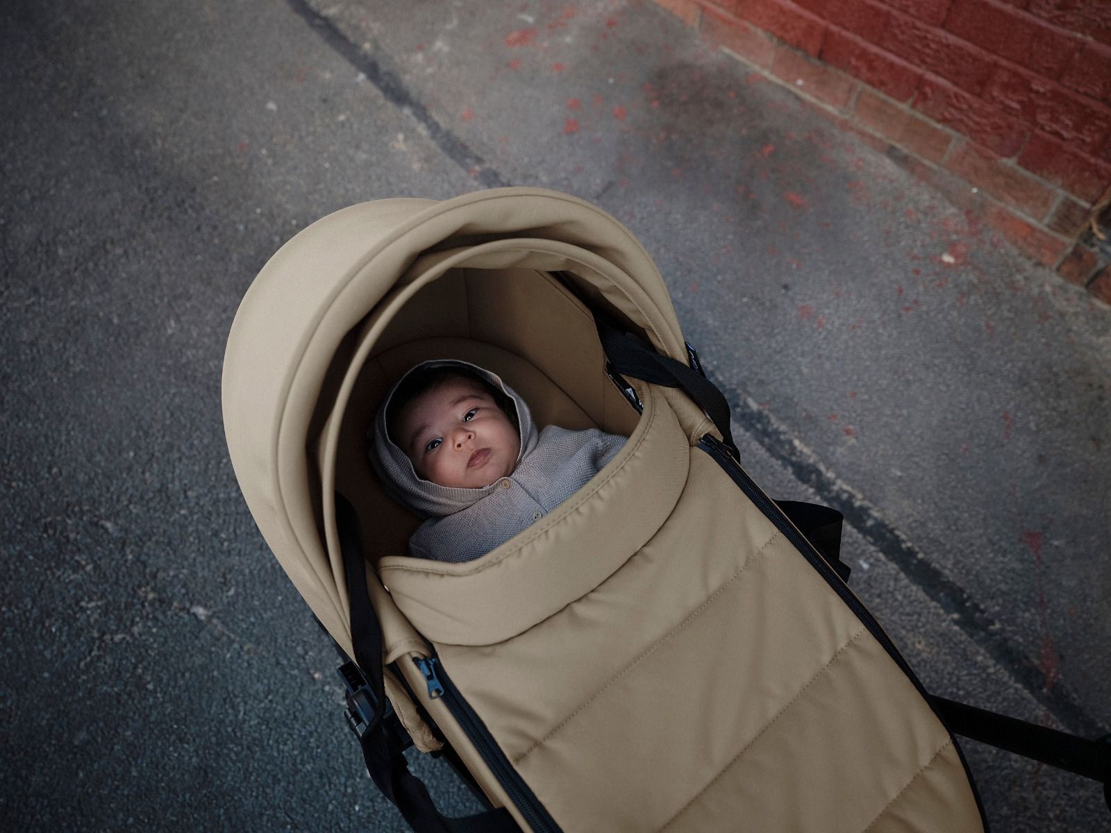 Buggy Stokke® YOYO3 Taupe Met Reiswieg null_14