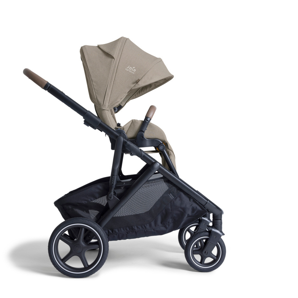 Kinderwagen Joie Signature Versiti Sandstone met Autostoel Joy Glide 360° All Black & Base null_5