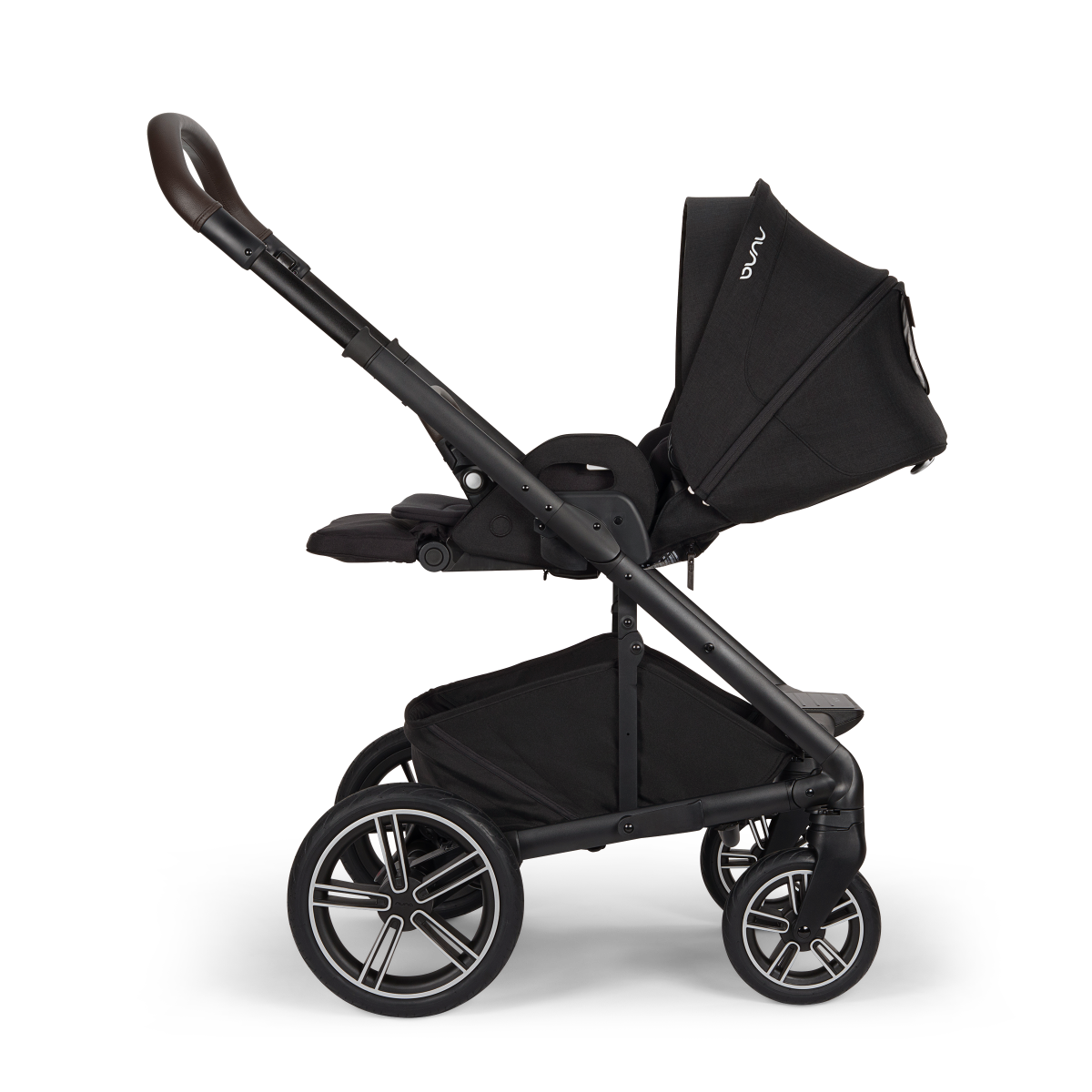 Kinderwagen Nuna MIXX Next V2 Caviar + Autostoel Joy Glide 360° All Black & Base null_17