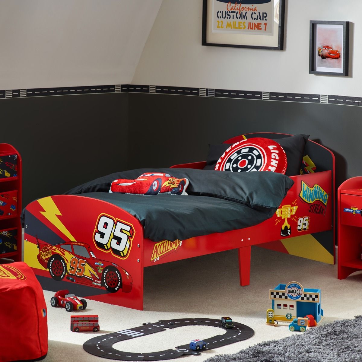 Peuterbed Disney 70x140 Cars Lightning McQueen null_2