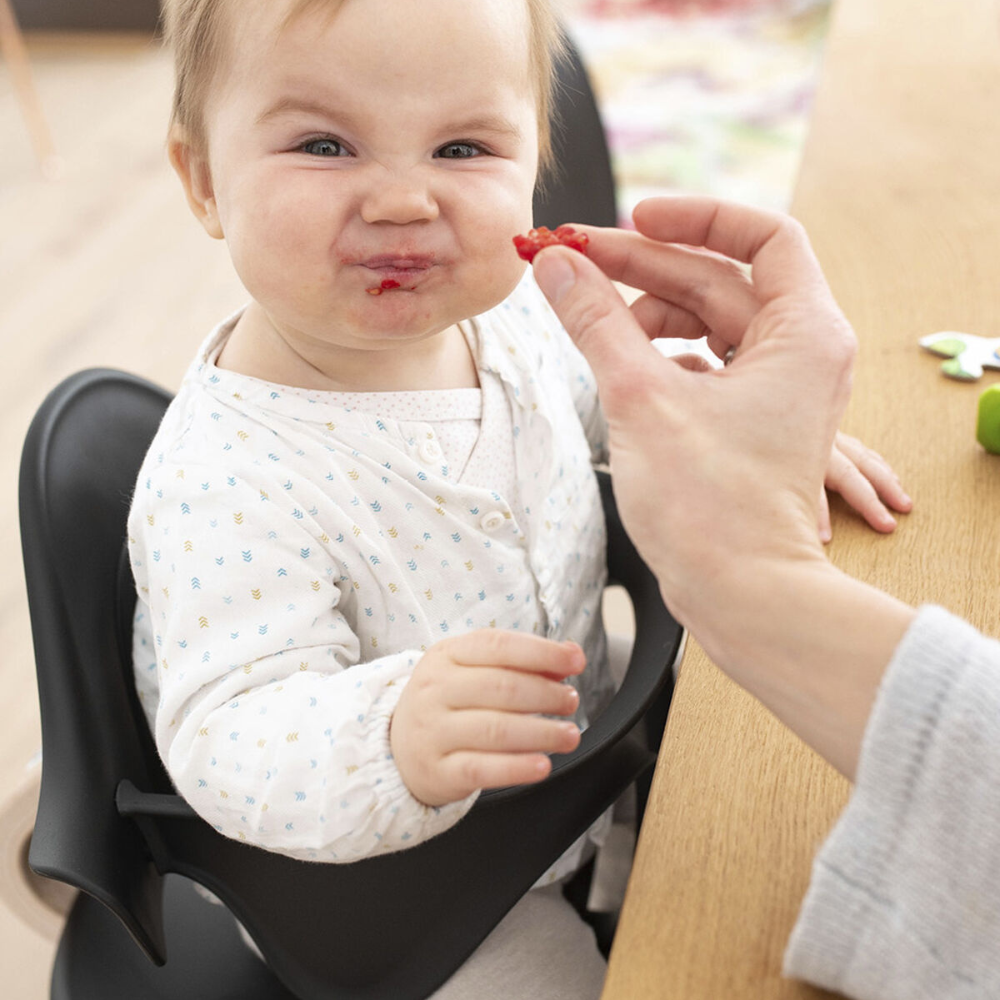 Set Compleet | Kinderstoel Stokke® Nomi Black/Natural incl. Newbornset en Eetblad + Babyset null_7