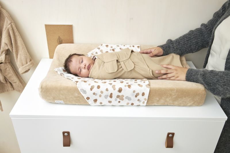 Inbakerdoek Swaddle Meyco Uni Sand 4-6mnd – foto 5