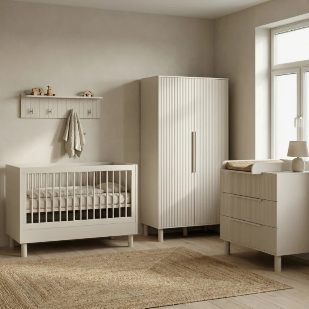 Babykamer Delgado Clay (Meegroei Ledikant 70x140 + Commode)