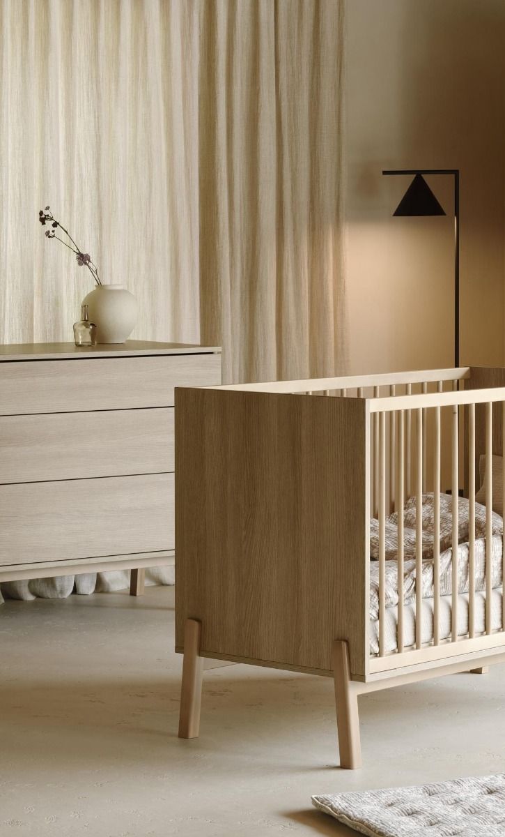 Babykamer Quax Ashi Honey Ash (Ledikant + Commode)