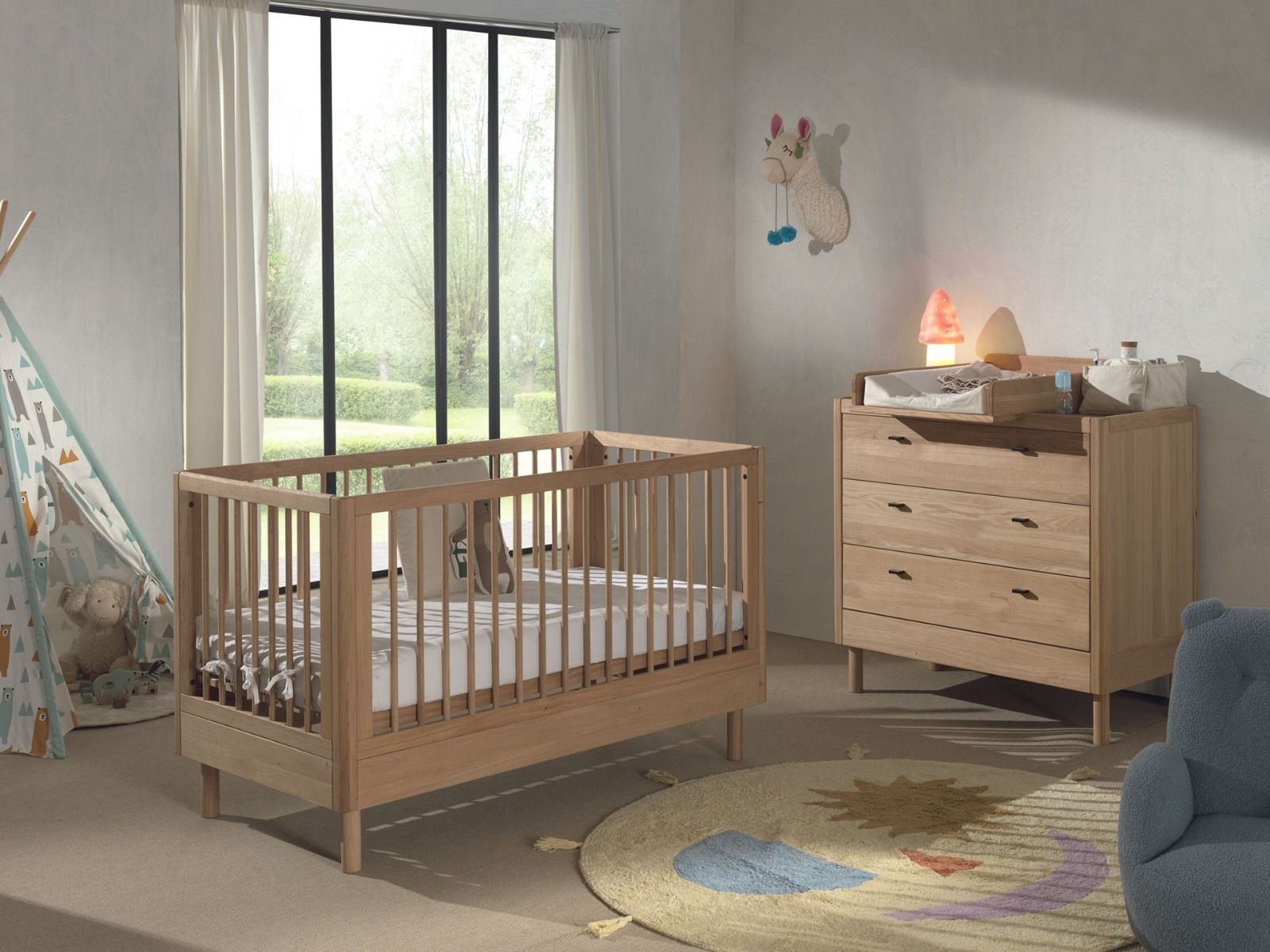 Peuterkamer Jaxx Forrest Eik (Meegroei Ledikant + Commode)